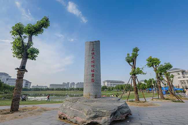 a06.jpg