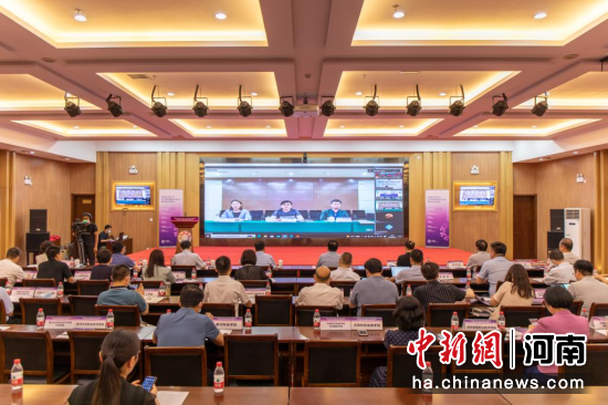 会议现场。 傅文骏 摄
