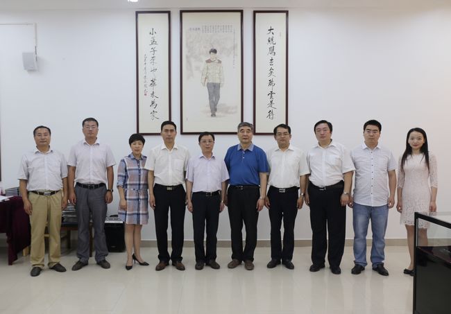 合影.jpg