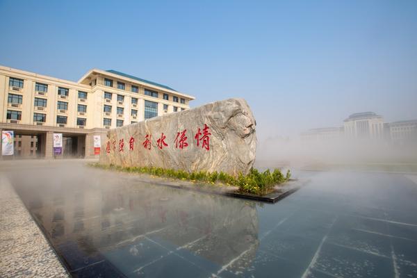 学科实力强悍，学生一毕业就签约，河南这所拥有行业“话语权”的高校厉害在哪儿？