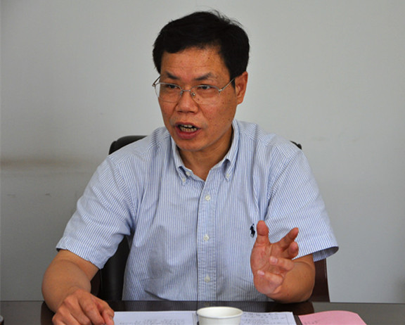 校党委副书记许琰在总务后勤处调研指导工作并讲话_副本.jpg